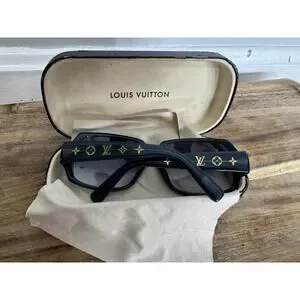 Louis Vuitton | Accessories | Louis Vuitton Sunglasses  display picture 1